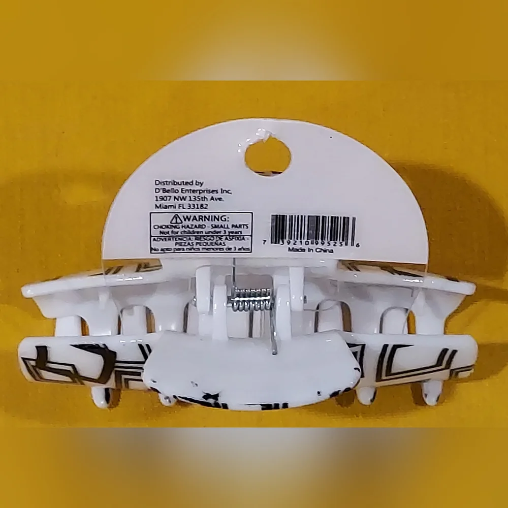 D'Bello CLEAR & BLACK AND WHITE HAIR CLIPS - Picture 3 of 8